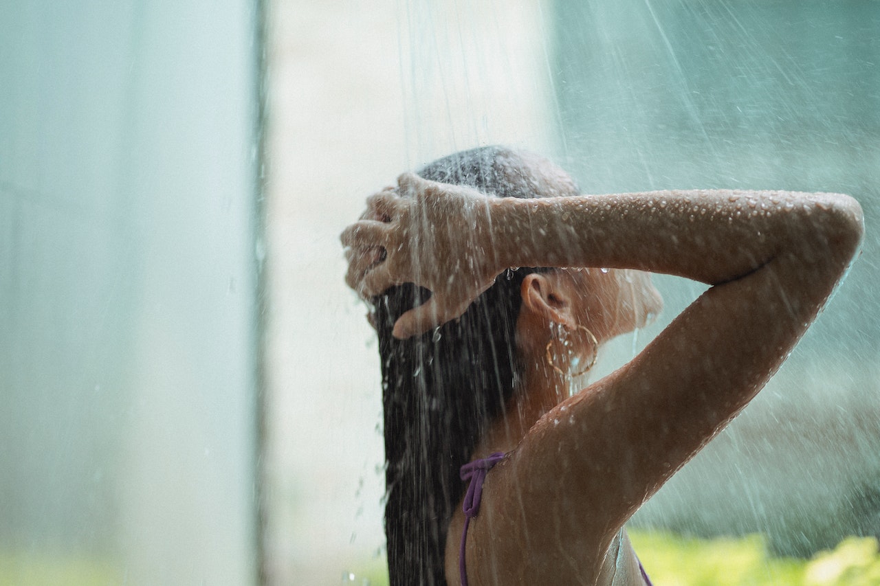 How to Protect Your Hair from Chlorine Water Damage