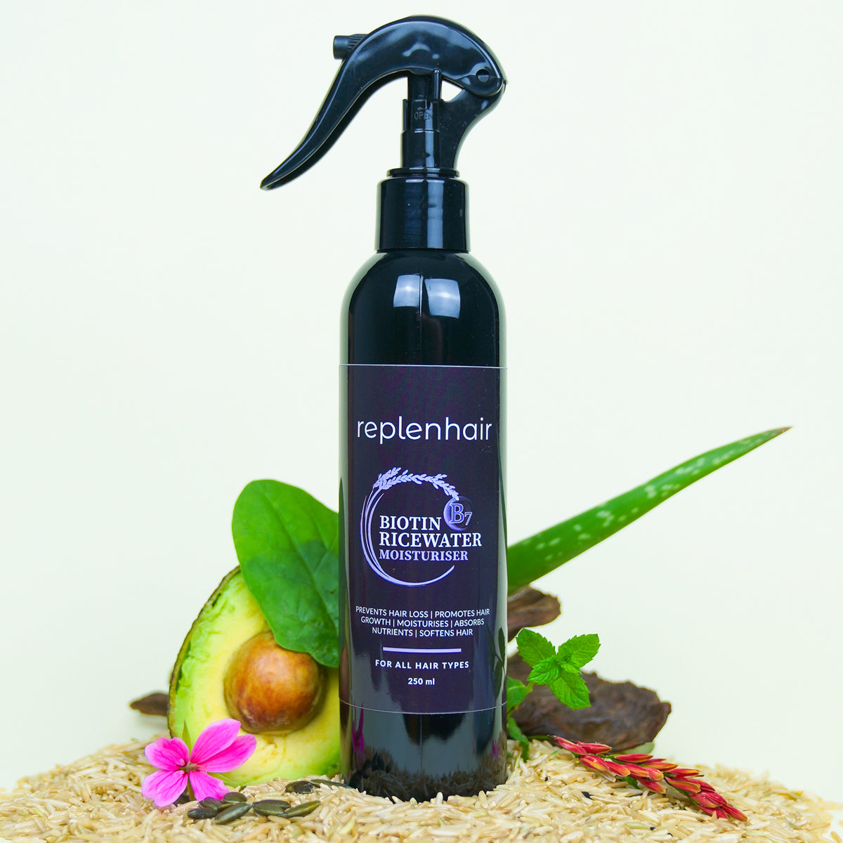 Spray idratante all'acqua di riso con biotina